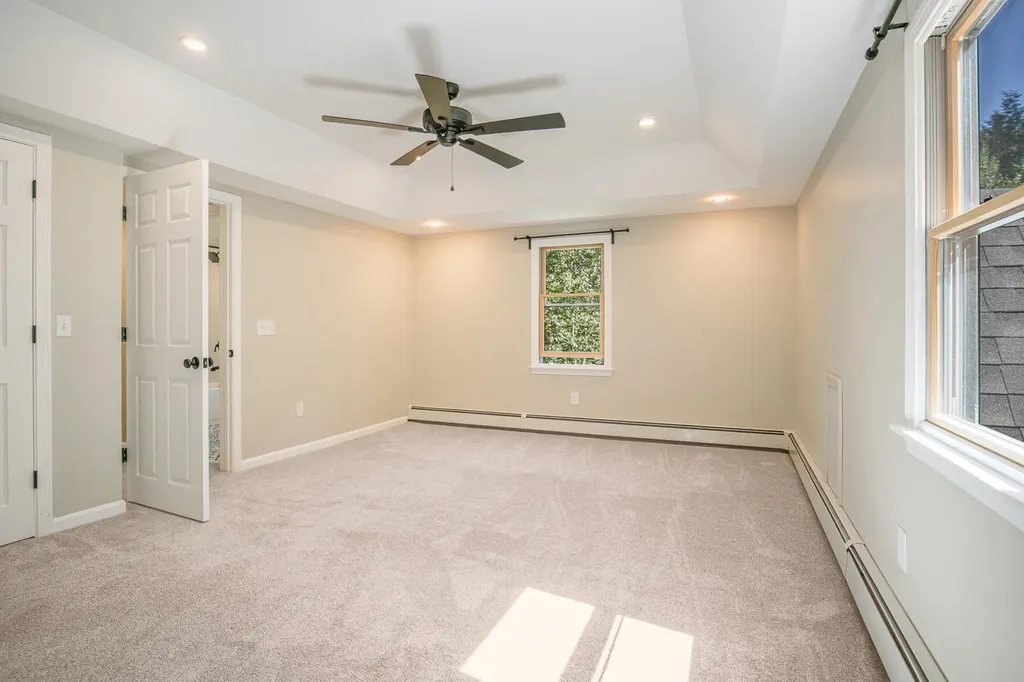 11 Ridgewood Drive Kingston NH 03848