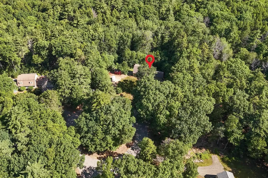 11 Ridgewood Drive Kingston NH 03848