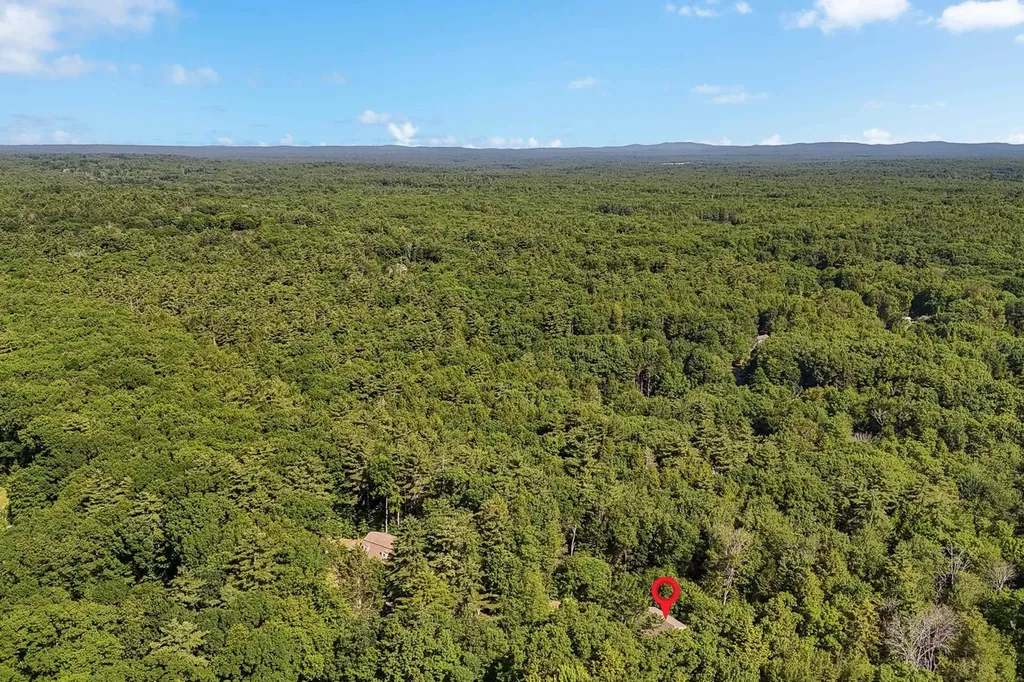 11 Ridgewood Drive Kingston NH 03848