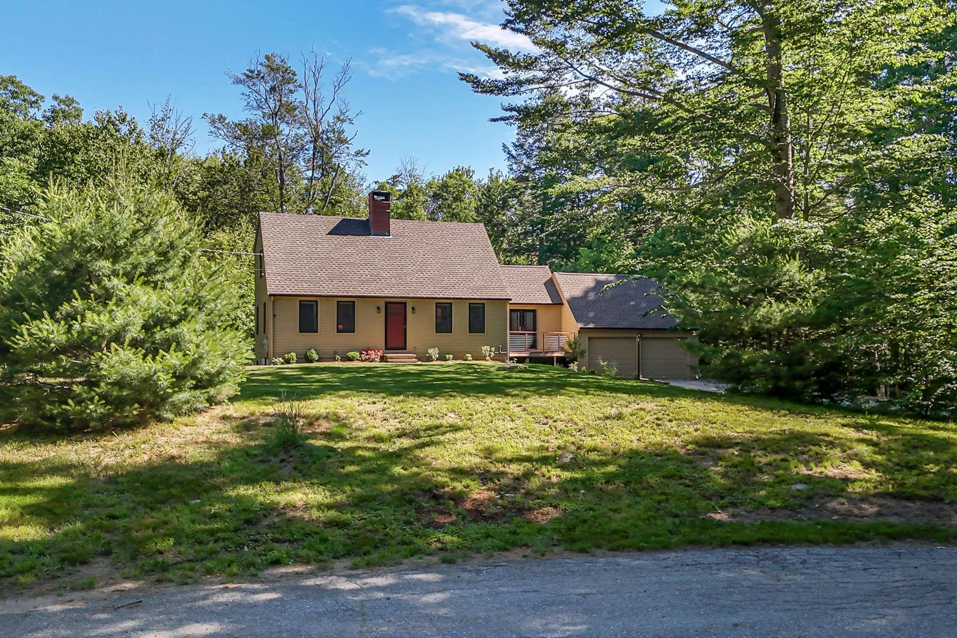 11 Ridgewood Drive Kingston NH 03848