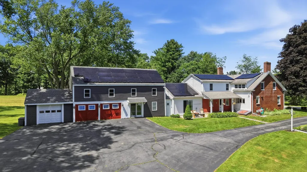 131 Clement Road Rollinsford NH 03869
