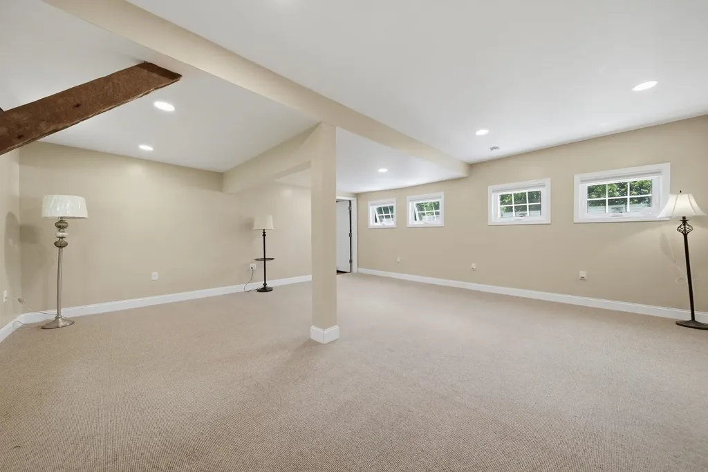 131 Clement Road Rollinsford NH 03869