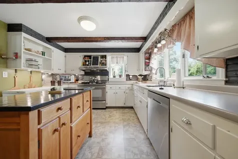 131 Clement Road Rollinsford NH 03869