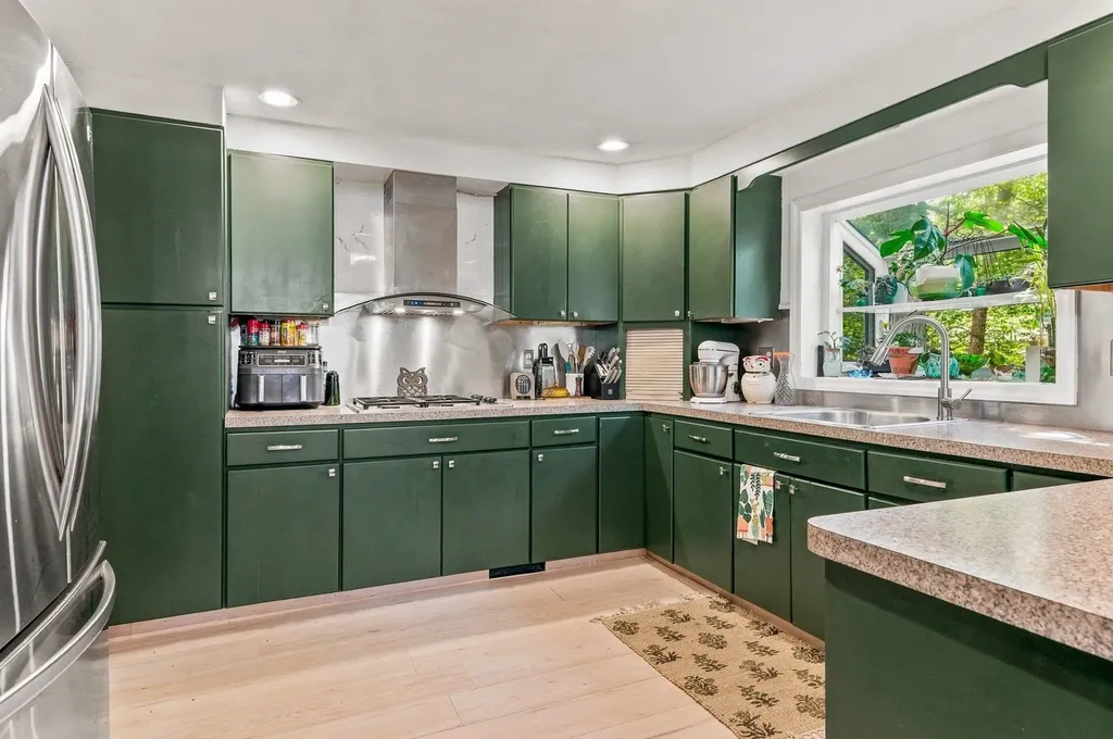 89 Saint James Avenue Milton NH 03851
