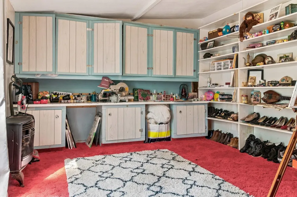 89 Saint James Avenue Milton NH 03851