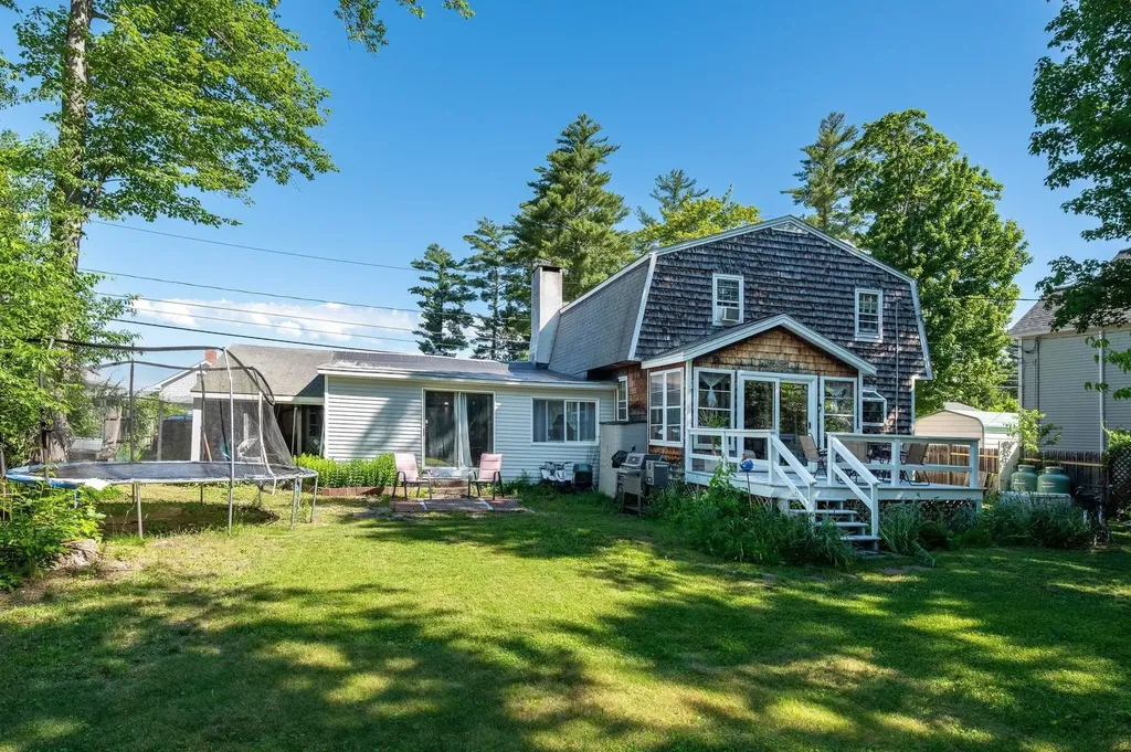 89 Saint James Avenue Milton NH 03851