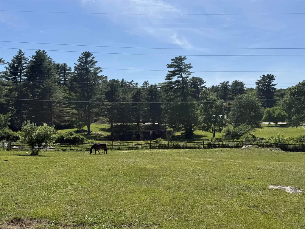 64 N Amherst Road Bedford NH 03110