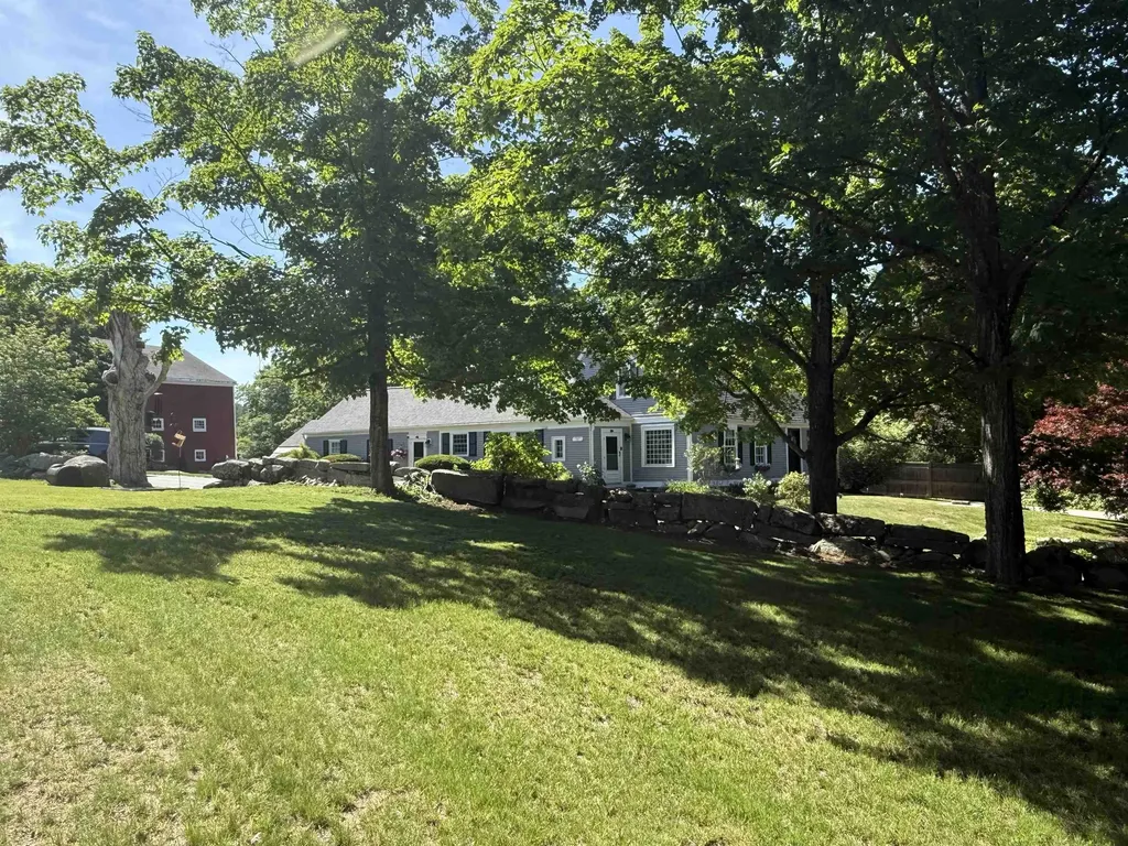 64 N Amherst Road Bedford NH 03110