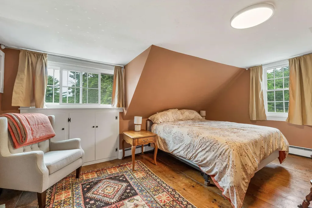 64 N Amherst Road Bedford NH 03110