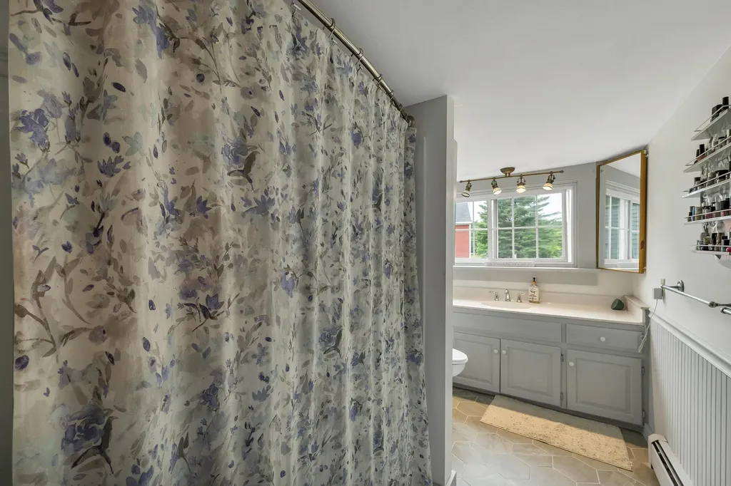64 N Amherst Road Bedford NH 03110