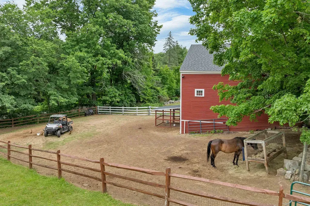 64 N Amherst Road Bedford NH 03110