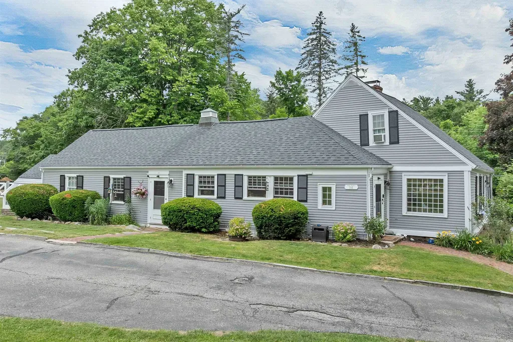 64 N Amherst Road Bedford NH 03110
