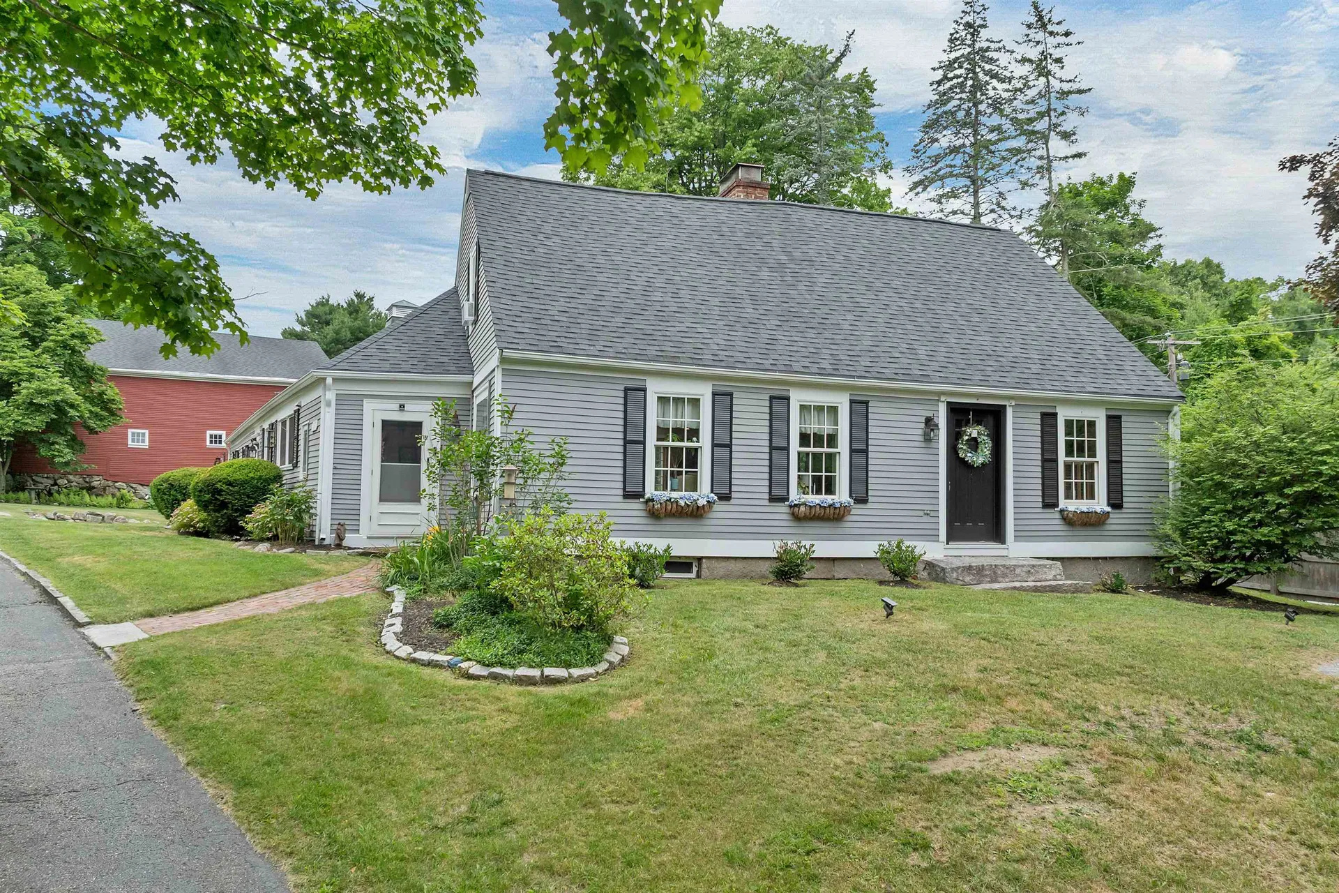 64 N Amherst Road Bedford NH 03110