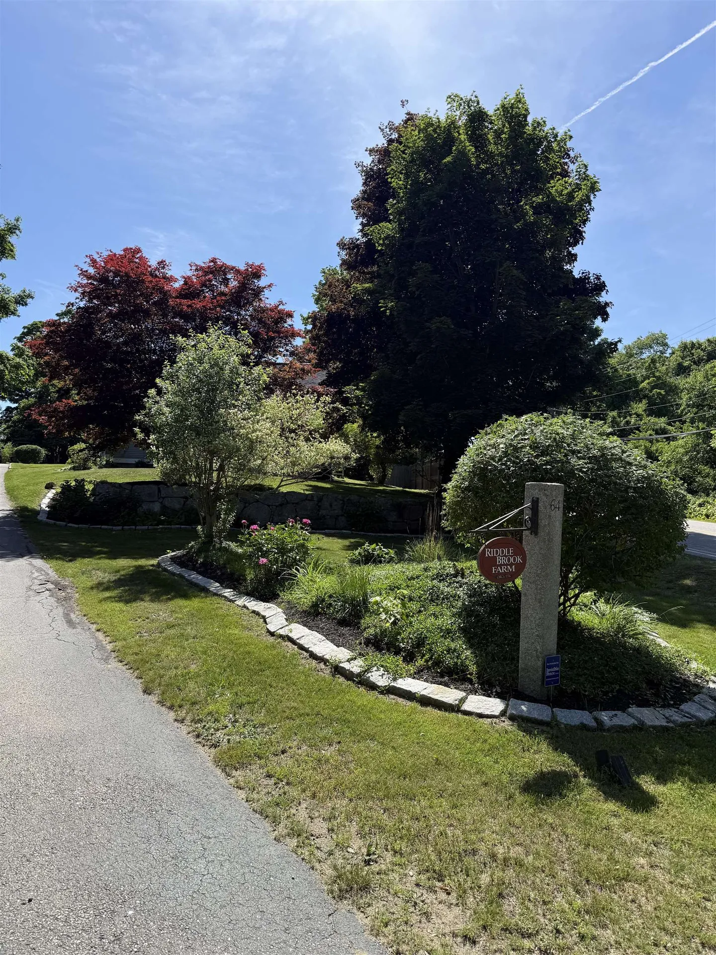 64 N Amherst Road Bedford NH 03110