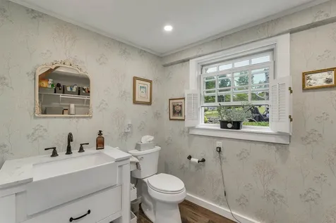 64 N Amherst Road Bedford NH 03110