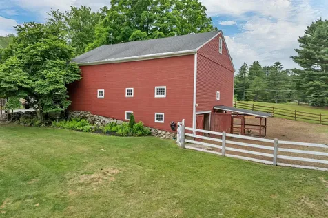 64 N Amherst Road Bedford NH 03110