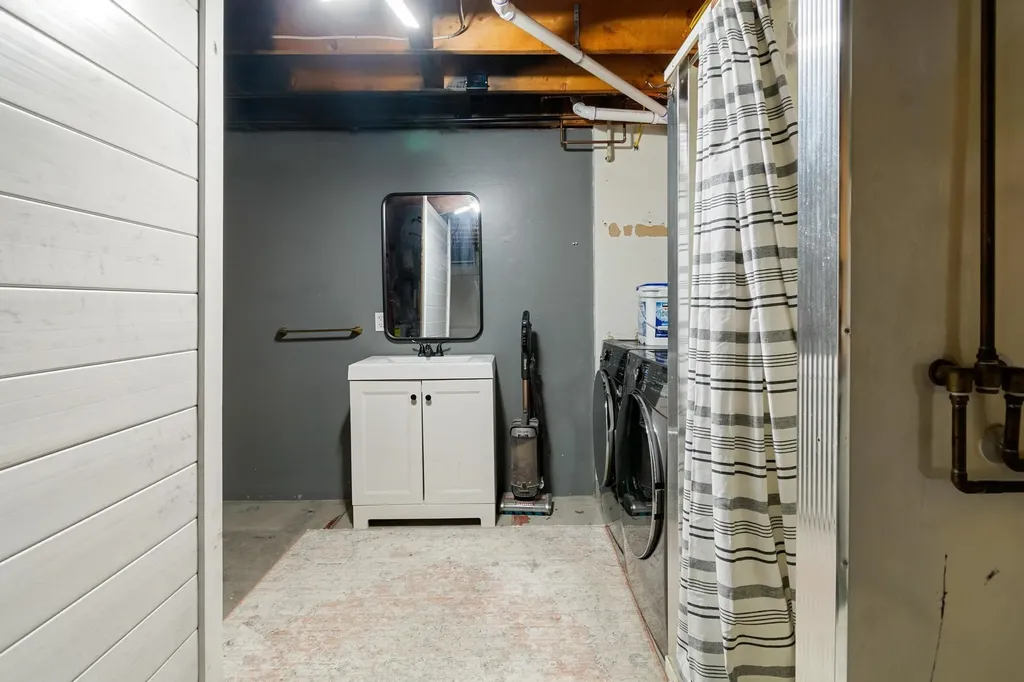 21 Woodland Drive Barre City VT 05641