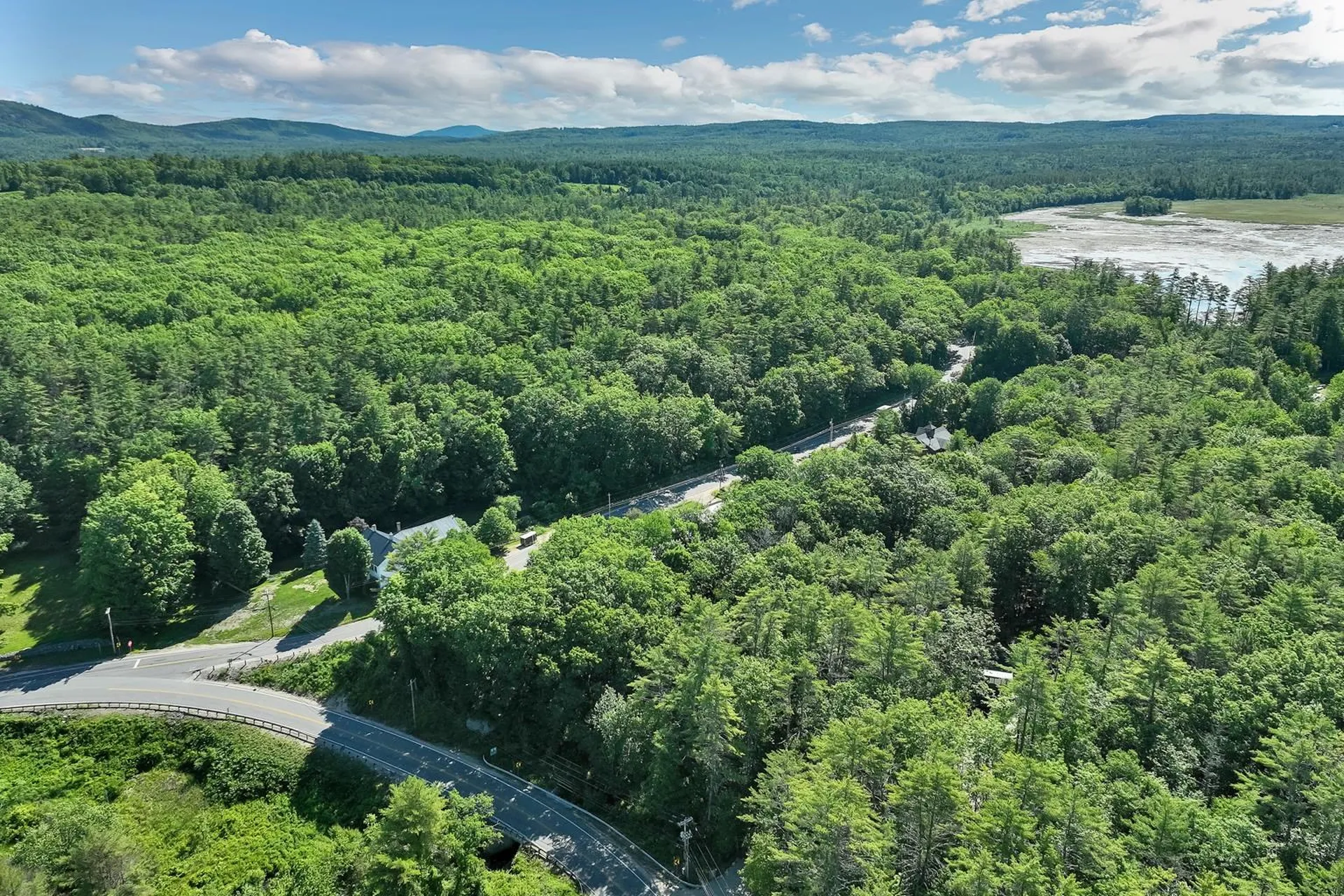 365 Middle Road Tuftonboro NH 03816