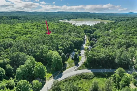 365 Middle Road Tuftonboro NH 03816