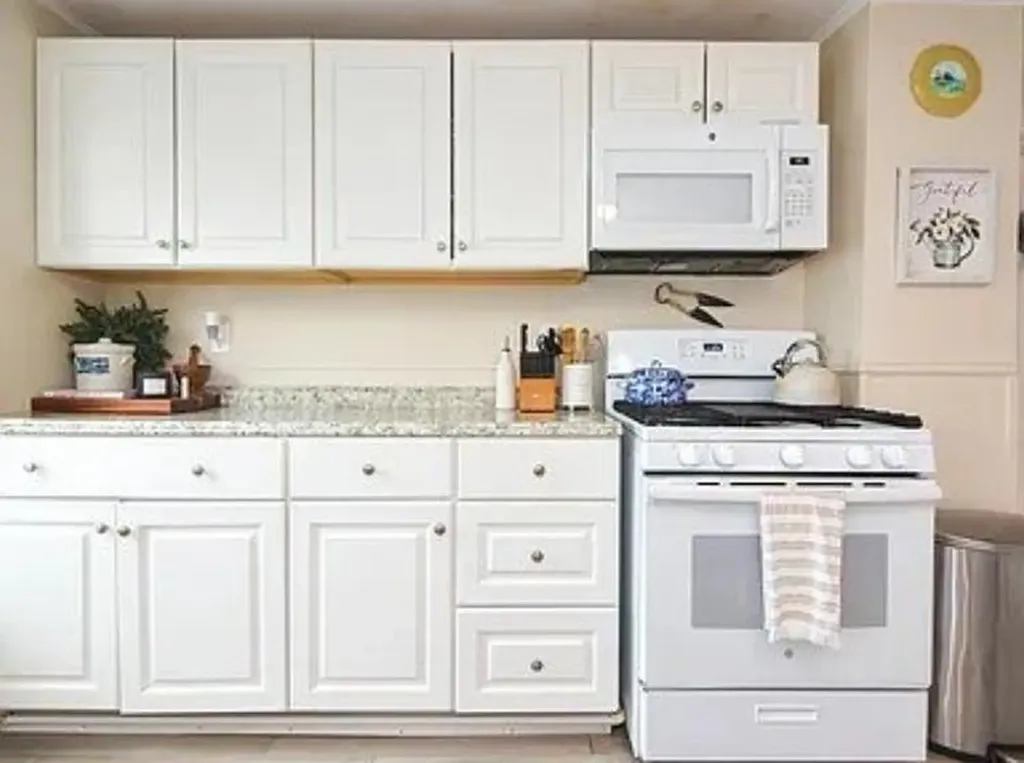 31 Blossom Street Nashua NH 03281