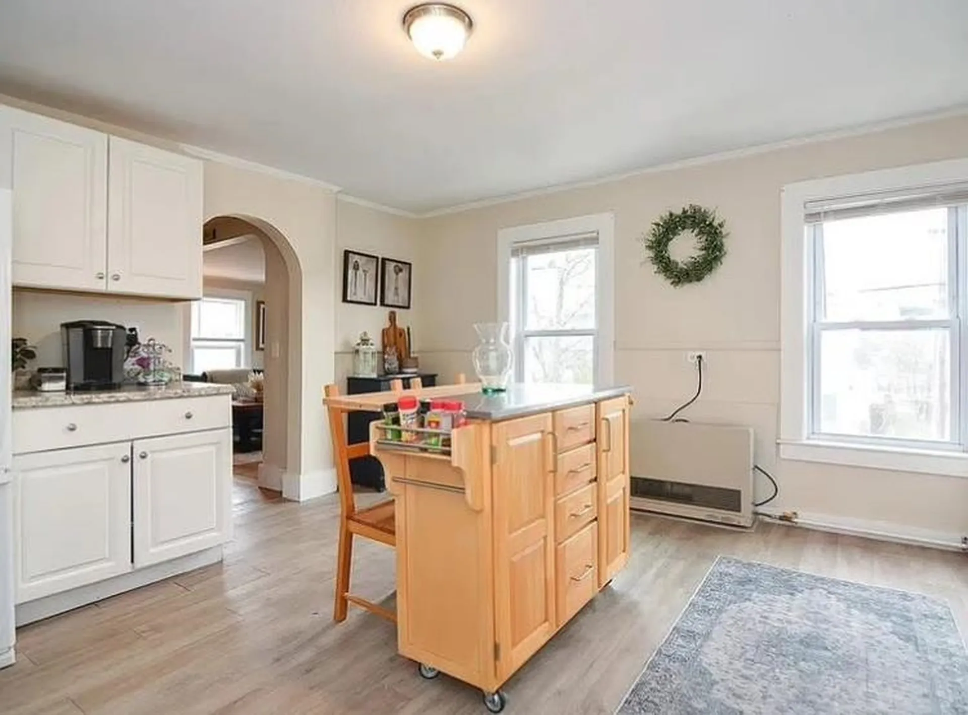 31 Blossom Street Nashua NH 03281