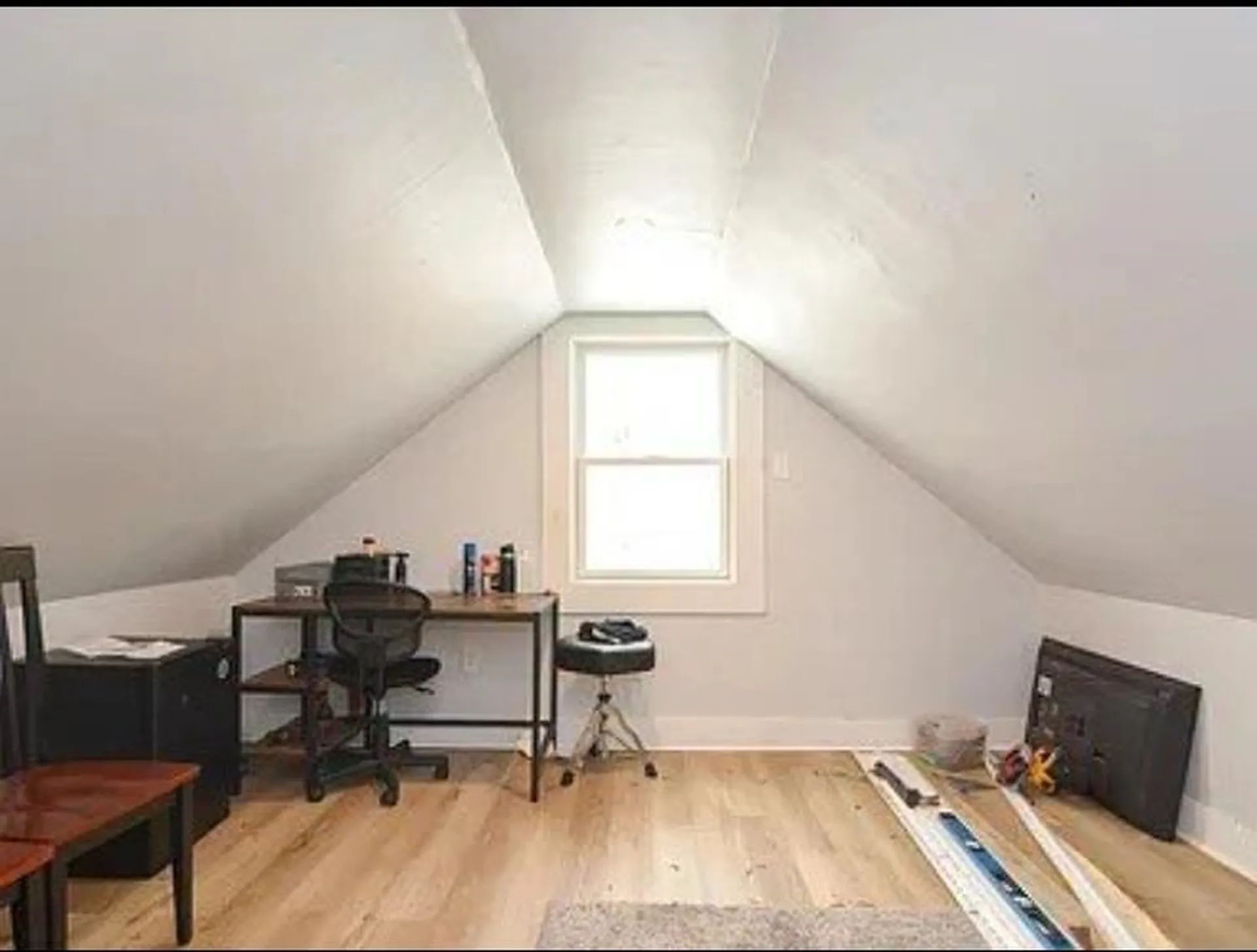 31 Blossom Street Nashua NH 03281
