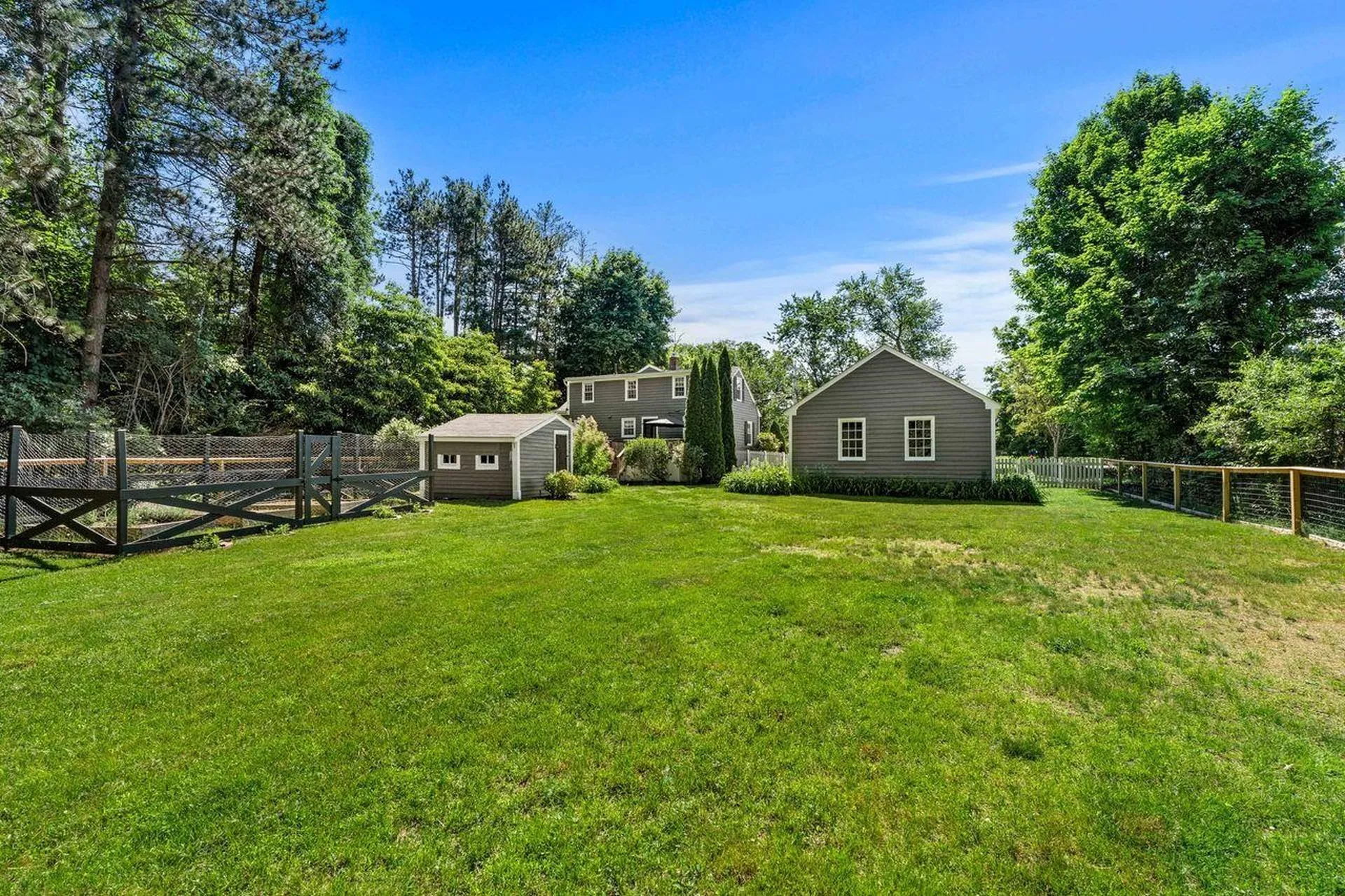 129 Bedford Center Road Bedford NH 03110