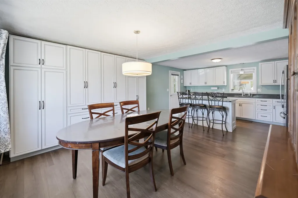 235 Patricia Lane Manchester NH 03104