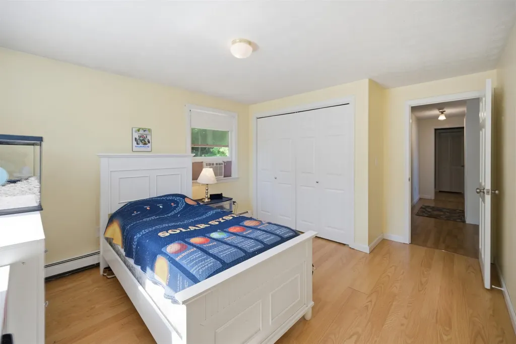 235 Patricia Lane Manchester NH 03104