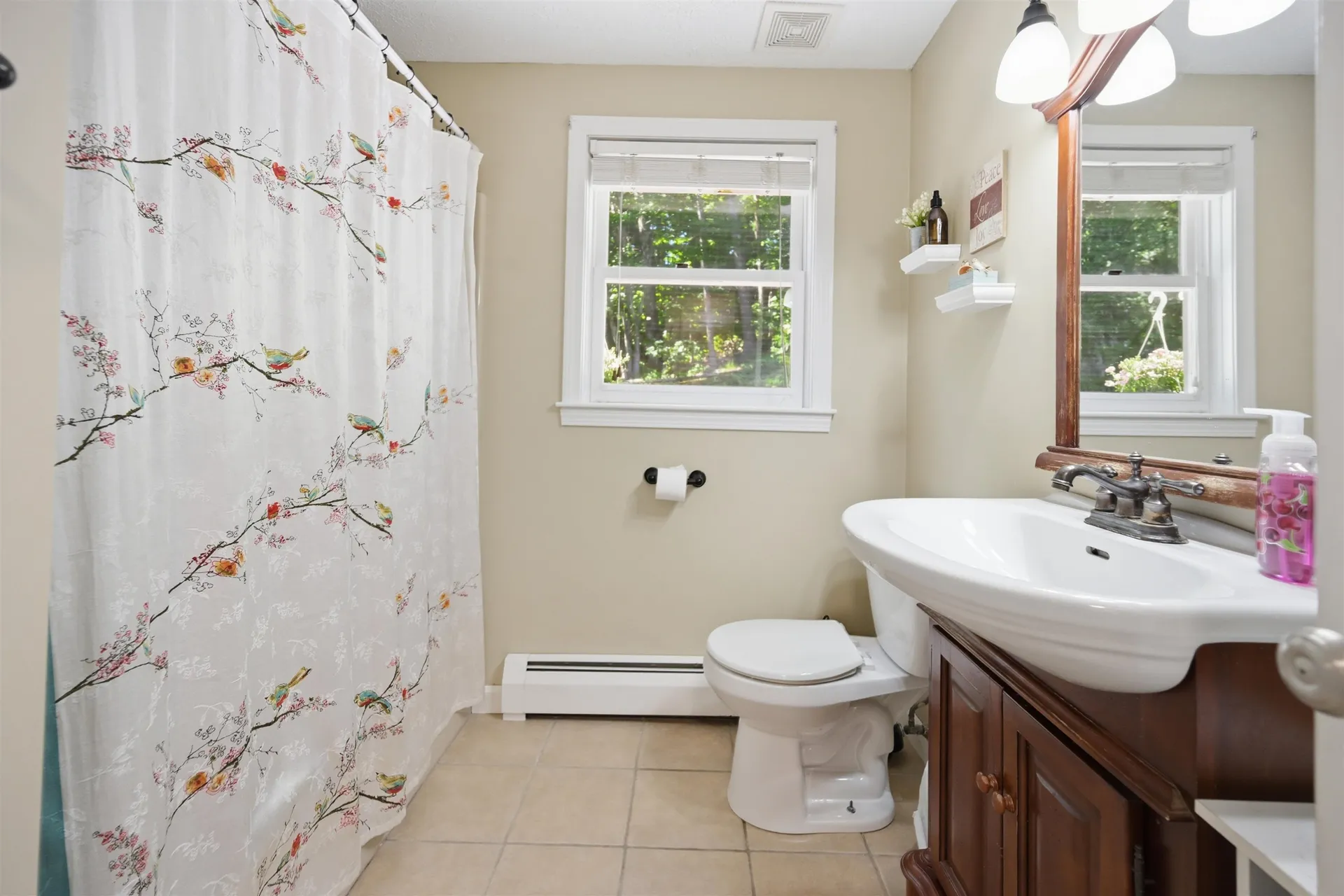 235 Patricia Lane Manchester NH 03104