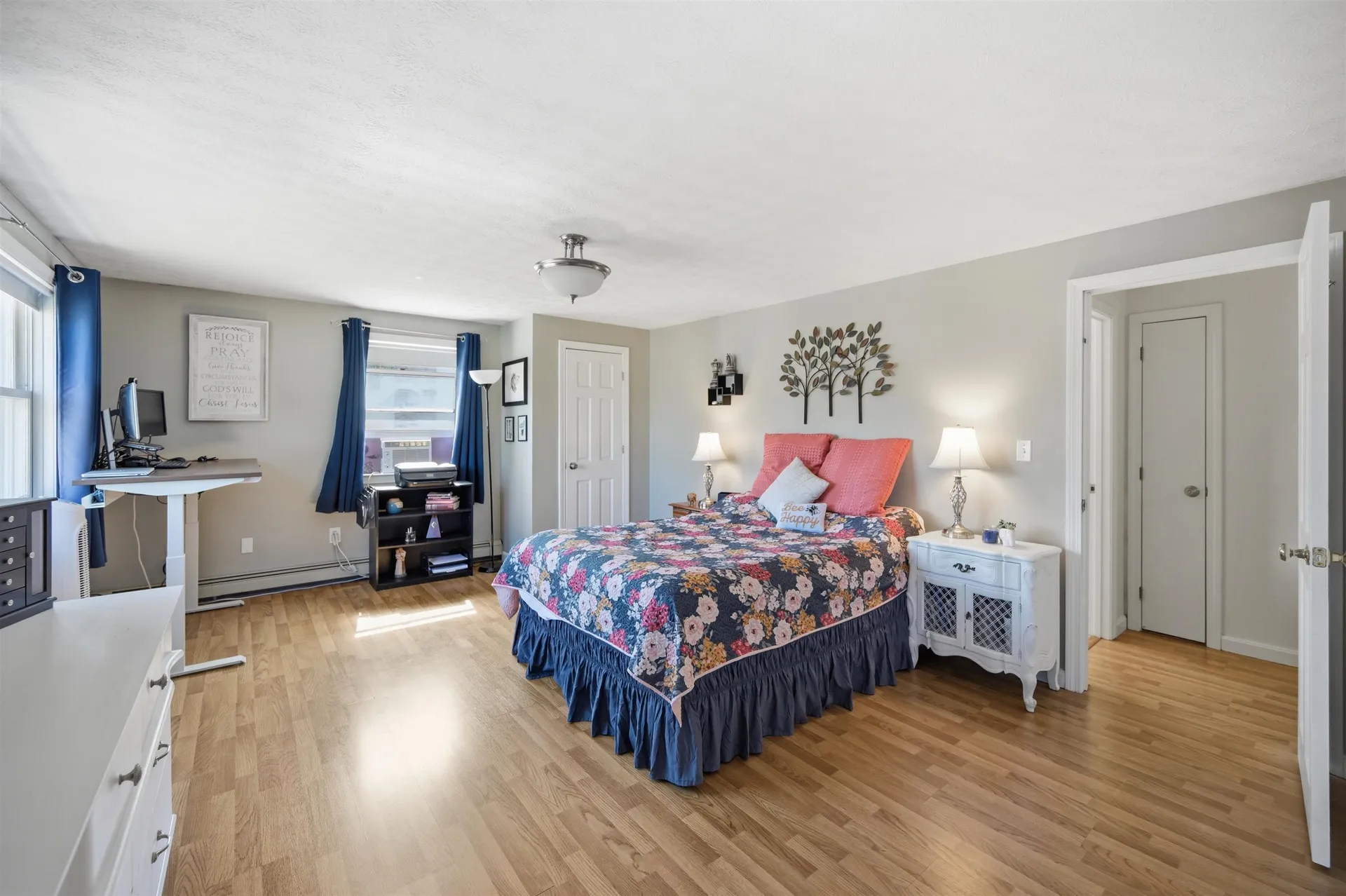 235 Patricia Lane Manchester NH 03104