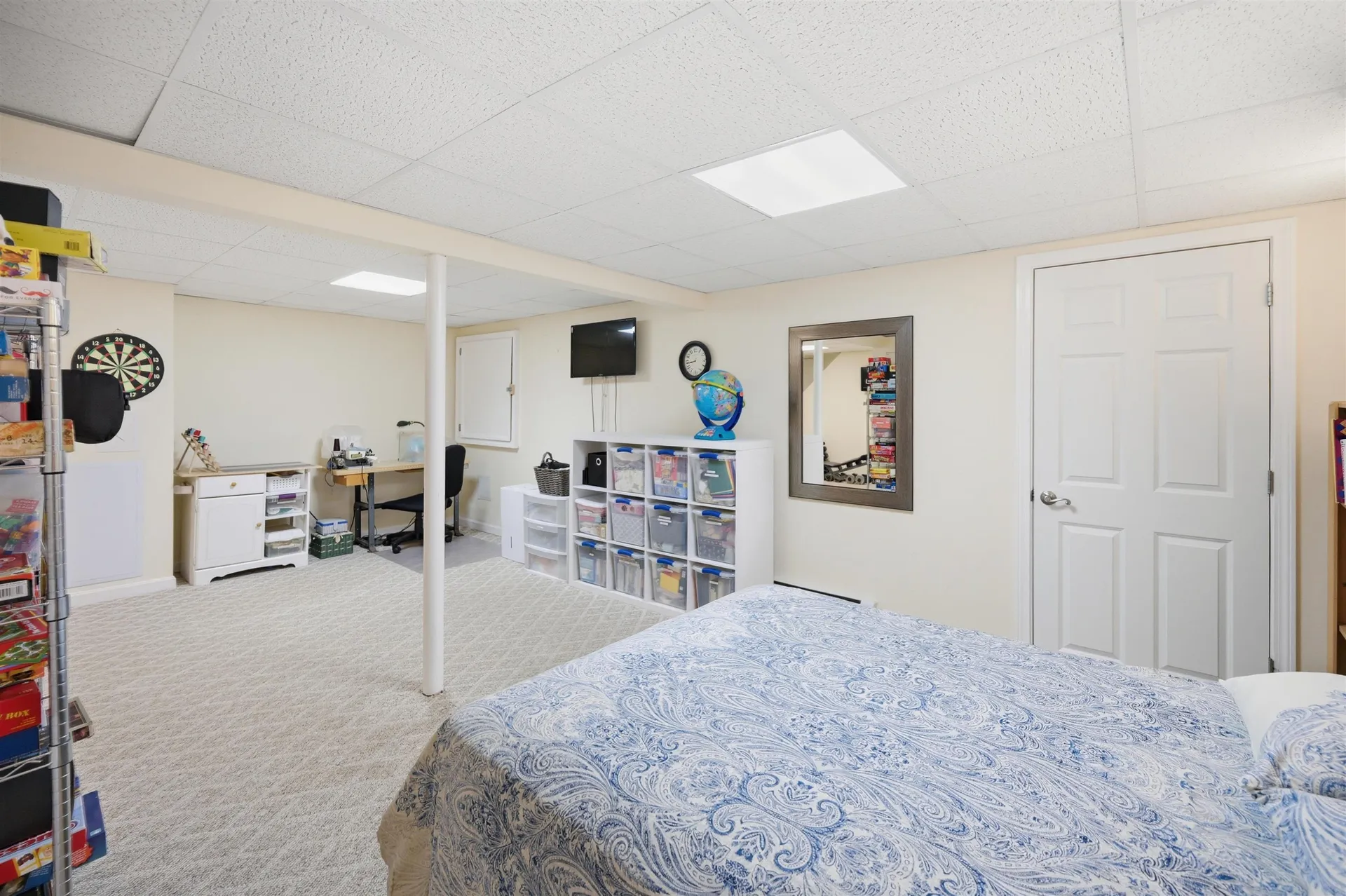 235 Patricia Lane Manchester NH 03104