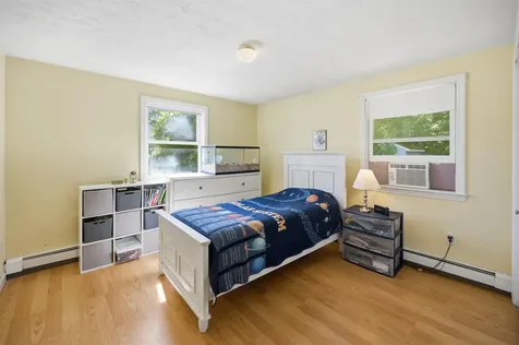 235 Patricia Lane Manchester NH 03104