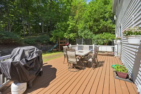 235 Patricia Lane Manchester NH 03104