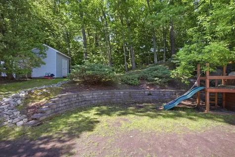 235 Patricia Lane Manchester NH 03104
