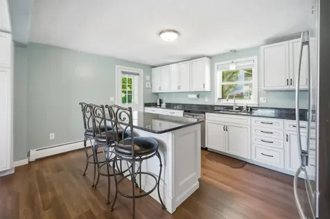 235 Patricia Lane Manchester NH 03104
