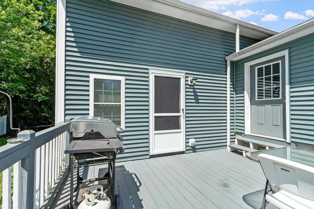 13 Asbury Street Salem NH 03079