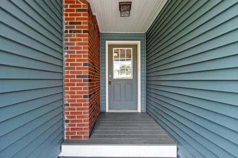 13 Asbury Street Salem NH 03079