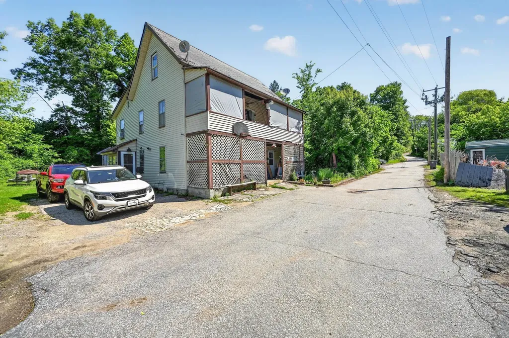 79 Keystone Lane Pembroke NH 03275