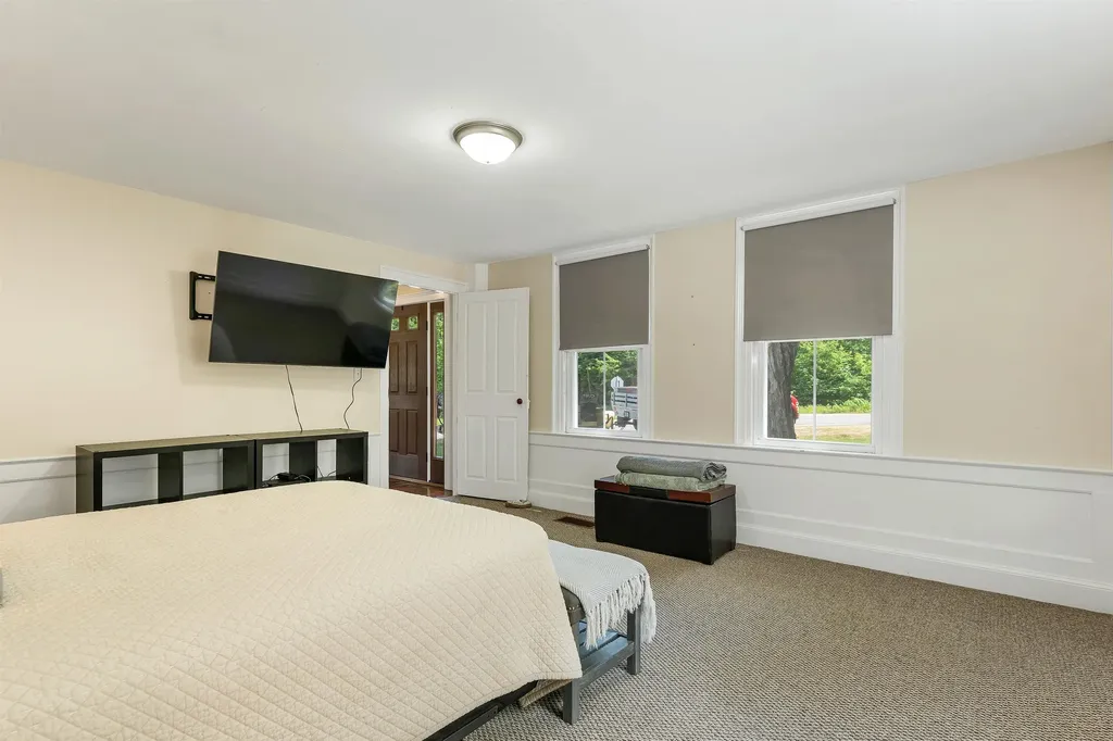 38 Bow Center Road Bow NH 03304