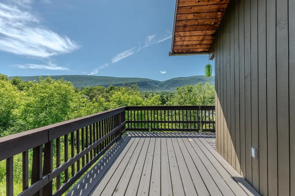 43 Murray Hill Heights Road Manchester VT 05255