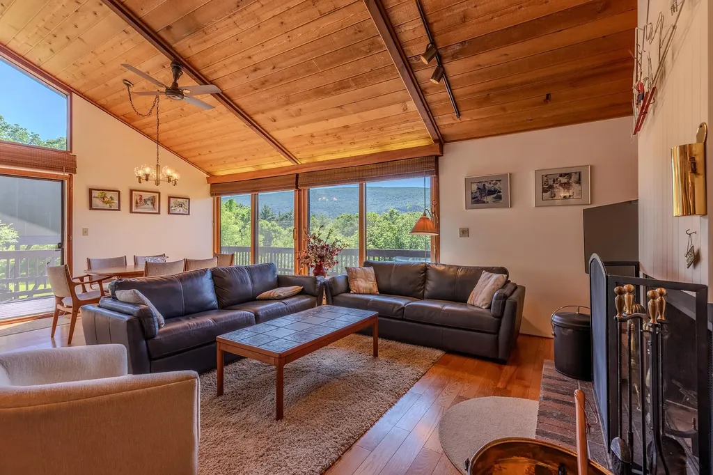43 Murray Hill Heights Road Manchester VT 05255