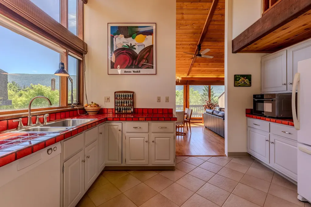 43 Murray Hill Heights Road Manchester VT 05255