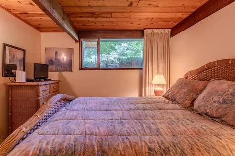 43 Murray Hill Heights Road Manchester VT 05255