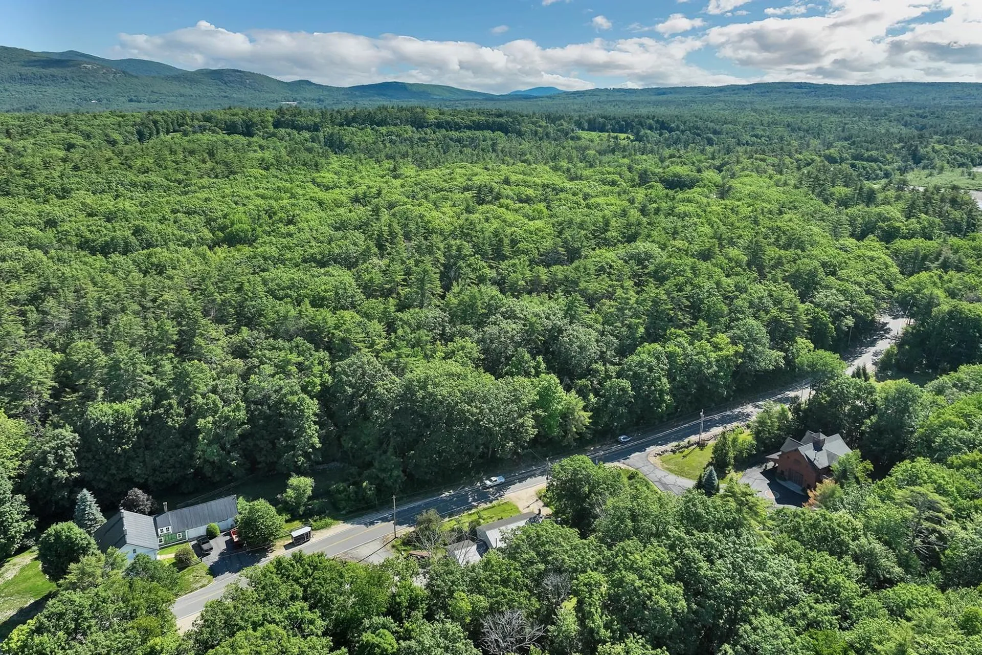 365 Middle Road Tuftonboro NH 03816