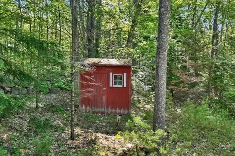 365 Middle Road Tuftonboro NH 03816