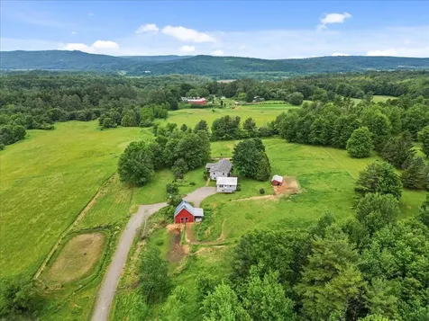 15 Marshall Lane Jericho VT 05465