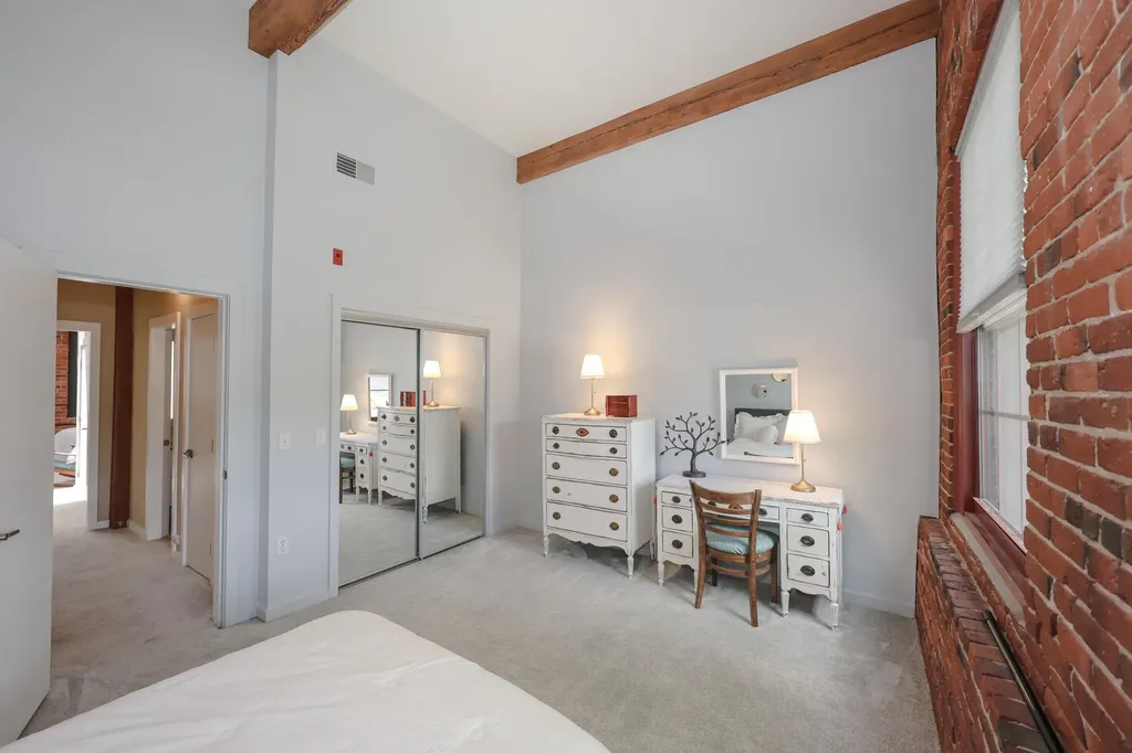 37 Church Street Keene NH 03431