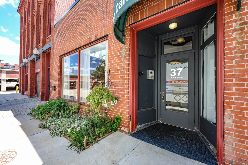 37 Church Street Keene NH 03431