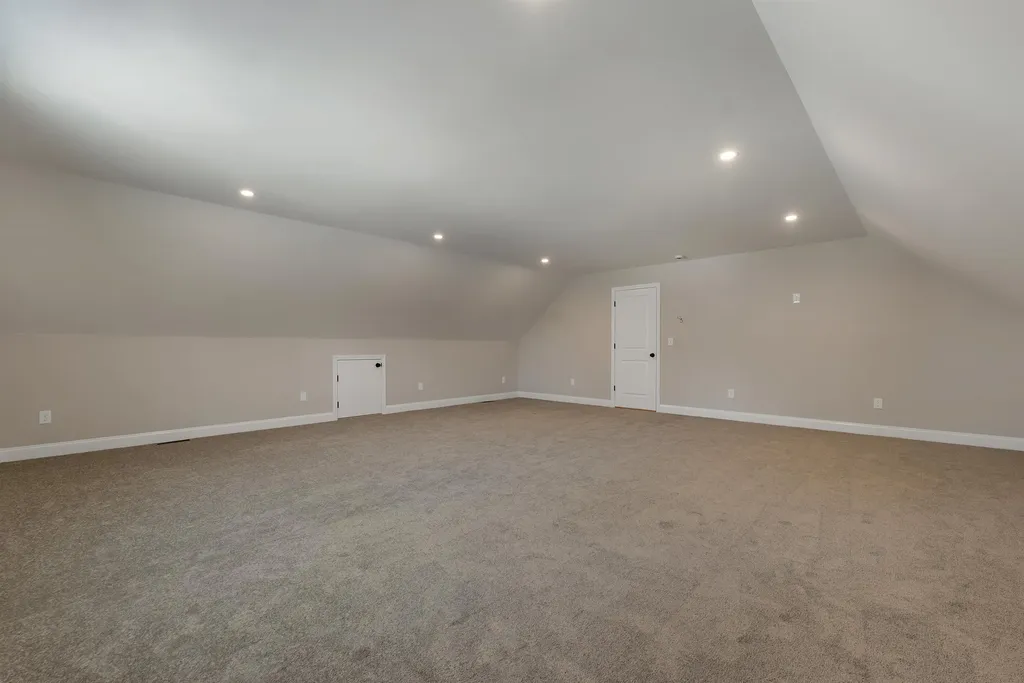 101 Laurel Road Hooksett NH 03106